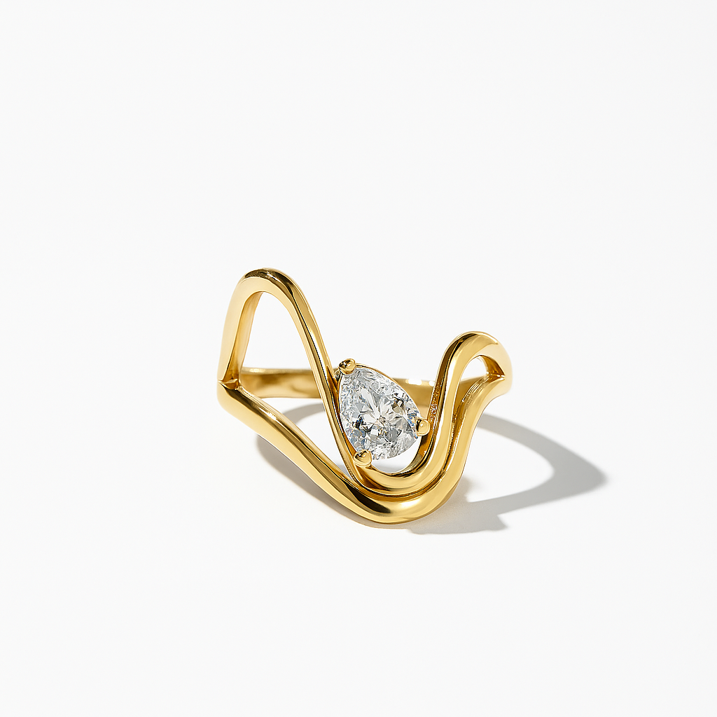 Curvella Ring – Anti-Tarnish Gold-Plated